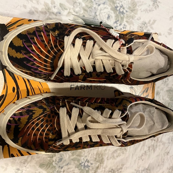 Farm Rio Caramel Macawmouflage Flatform Sneaker New NWT Size 9 Dust Bag SOLD OUT - Picture 3 of 12